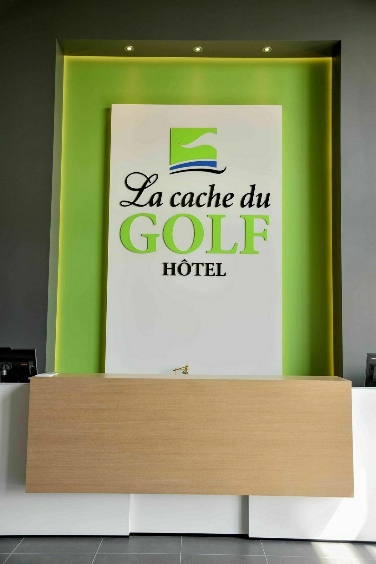 La Cache Du Golf Hotell Beauceville Exteriör bild